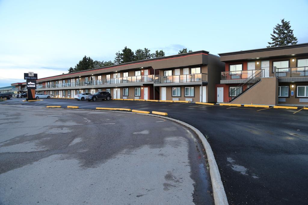Royal Lodge Edmonton Bagian luar foto